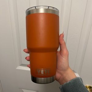 CLAY YETI USED 30oz TUMBLER